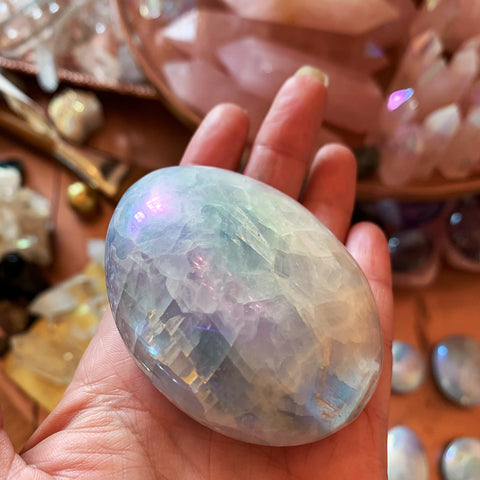 Blue Calcite Aura Palmstone